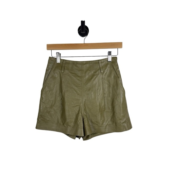 Intermix Women’s Remi Pleated Lamb Leather High Rise Shorts Olive Green 0 - Picture 2 of 9